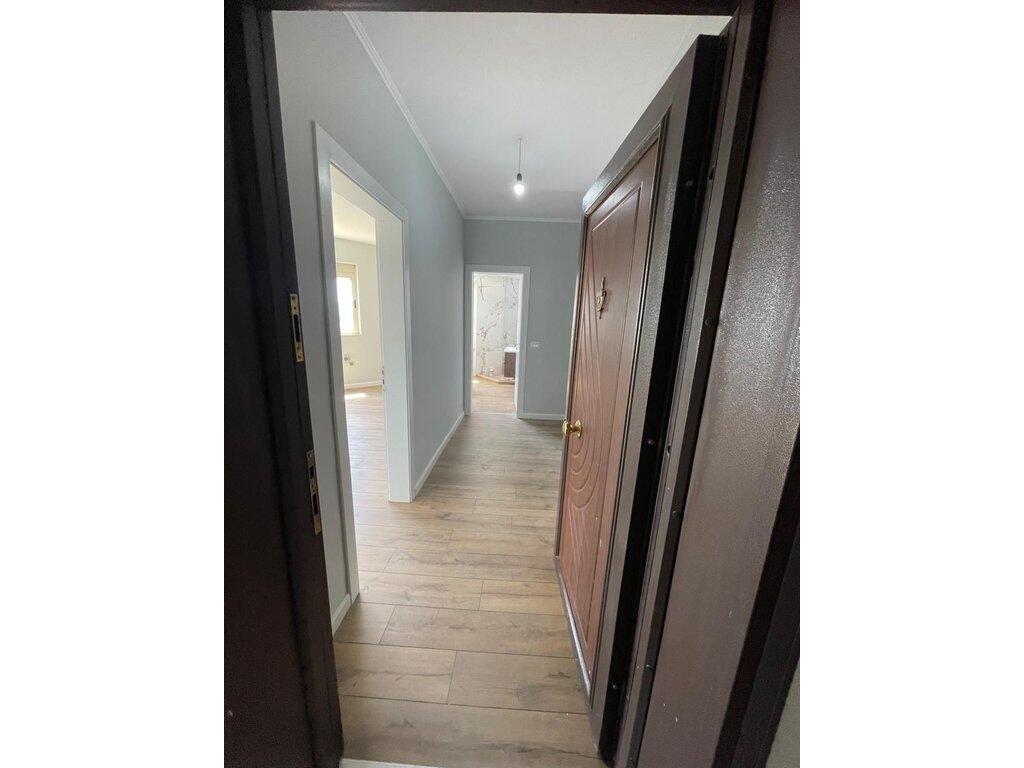 FRESK, SHITET APARTAMENT 3+1+2, ÇMIM 1000€/m²!