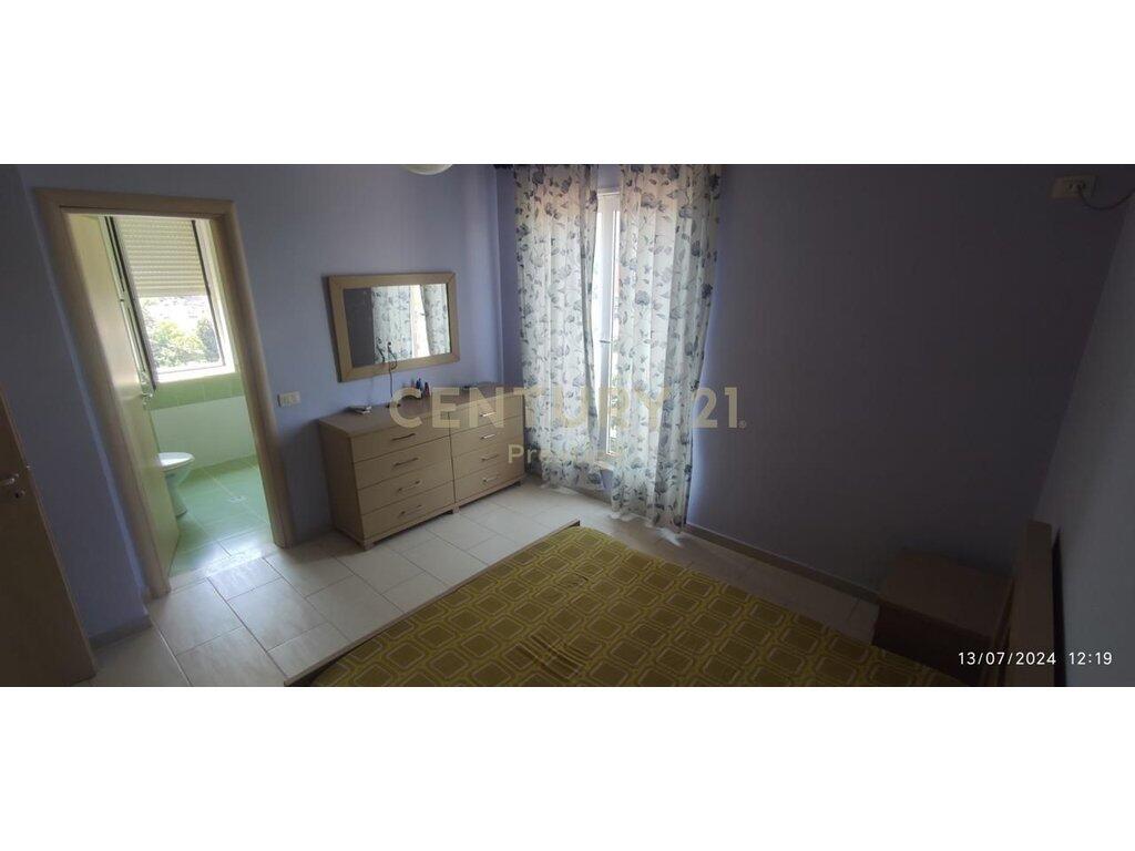 APARTAMENT 2+1+2 ME QIRA, PRANE QYTET STUDENTIT, TIRANE!