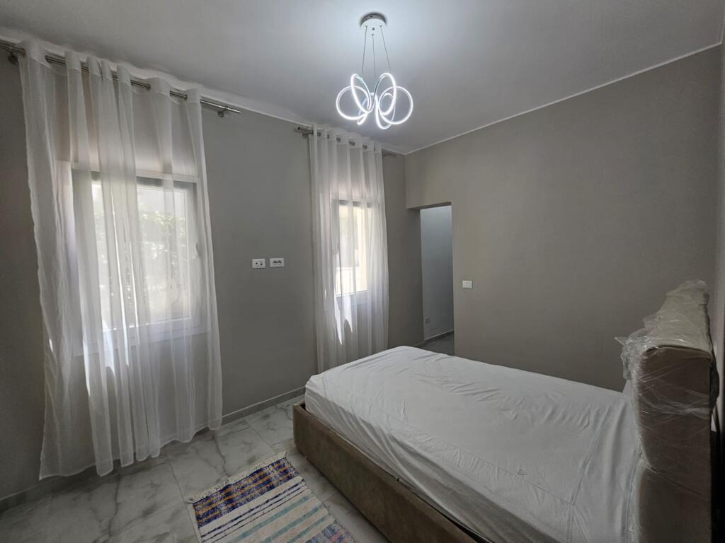 Apartament 2+1 per qira tek Vilat Amerikane!