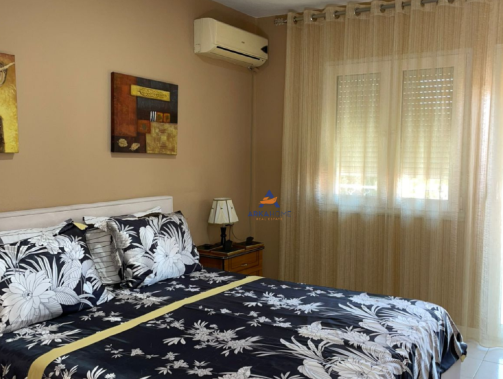 FOR SALE 3-FLOOR VILLA 214.5M2 "TRAIN STATION, DISPATCHER" 321,750 EURO