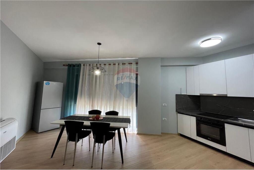 Apartment 2+1 for rent at Fusha e Aviacionit!
