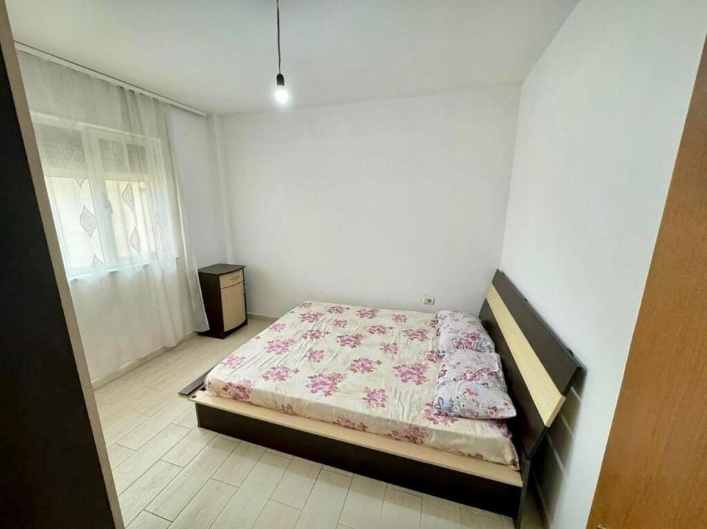At Shqiponja is for rent