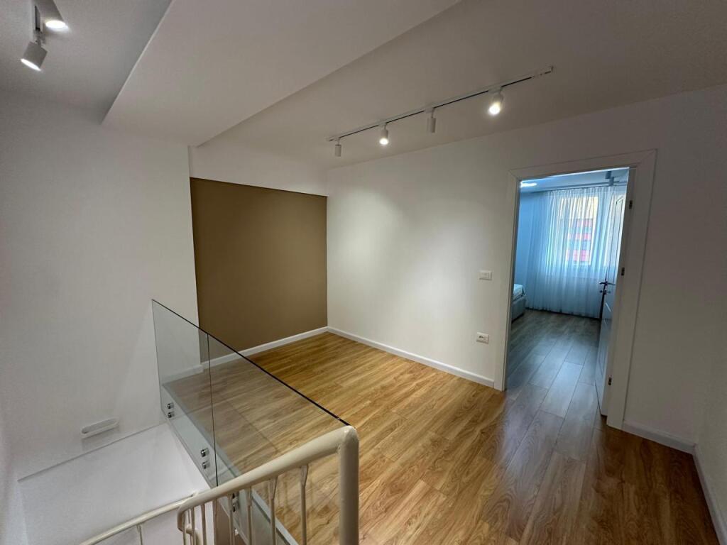 Duplex in Affitto📍Centro Piazza Skenderbej