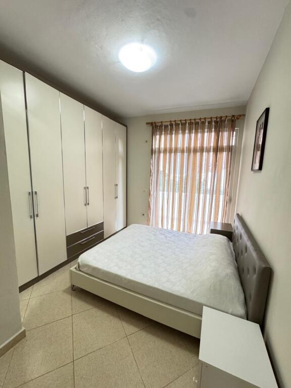 Complesso 3D ingresso in affitto 450