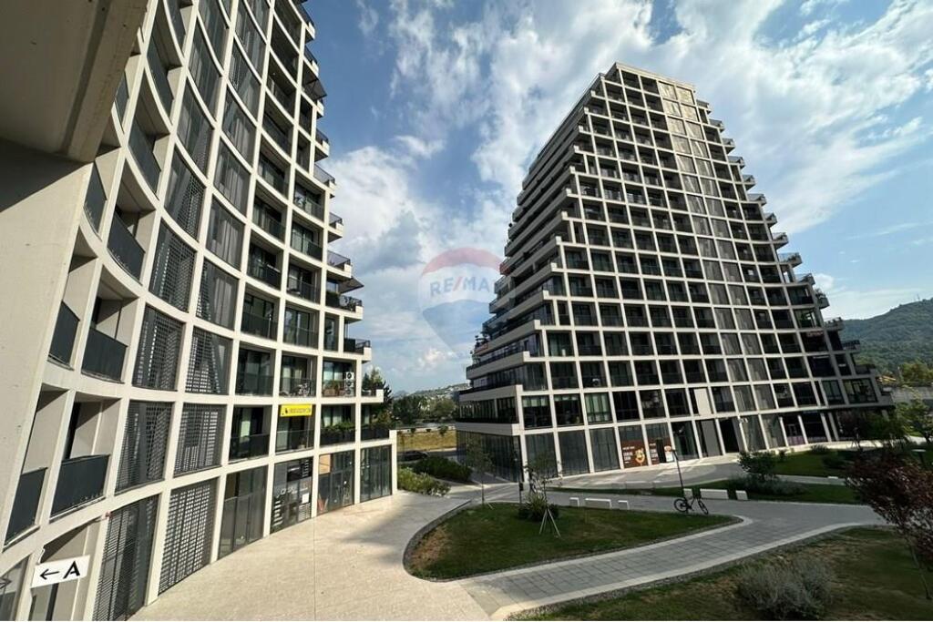 Jepet Ambient Zyre per qira Tek Lake View