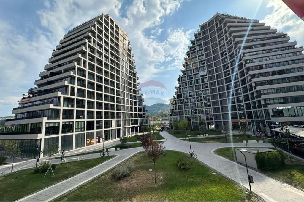 Jepet Ambient Zyre per qira Tek Lake View
