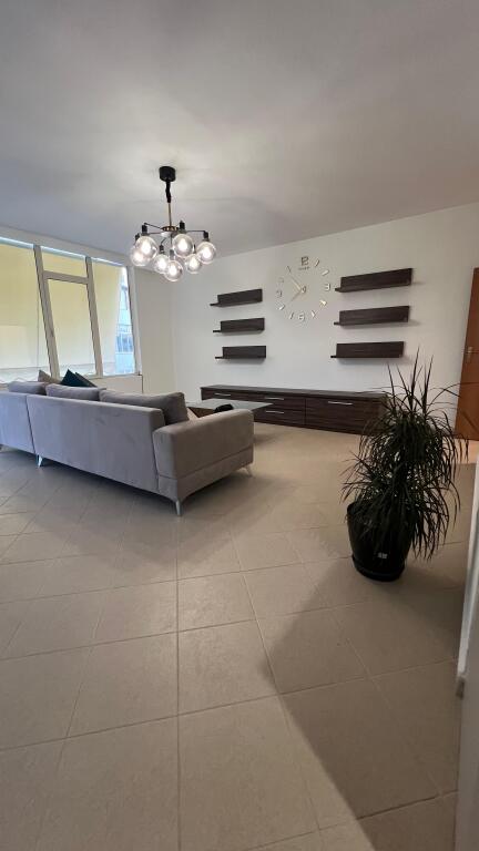 Super apartment 2+1+2 veranda for sale in Shkoze, near News 24 (also sold with credit)
