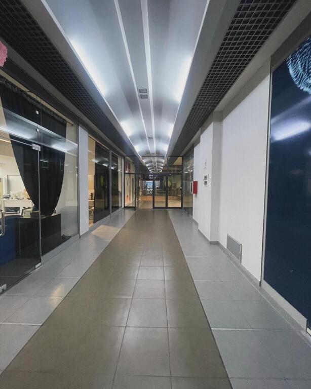 Locale open space in affitto 📍 Posizione: Ex Profarma💶 Prezzo: 10.000€ netto