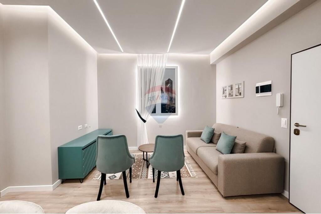 Ofrojme per shitje Apartament 1+1 tek Rr.Dibres