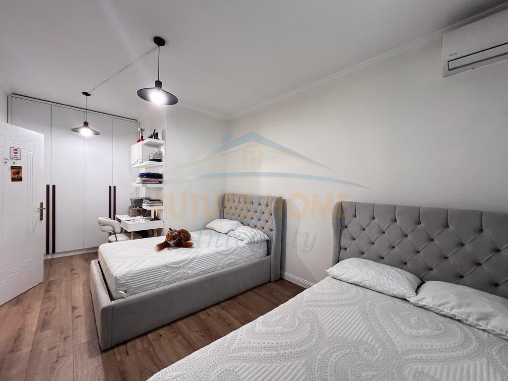 Rent, Apartment 2+1+2+Parking Space, Selitë, Tirana.