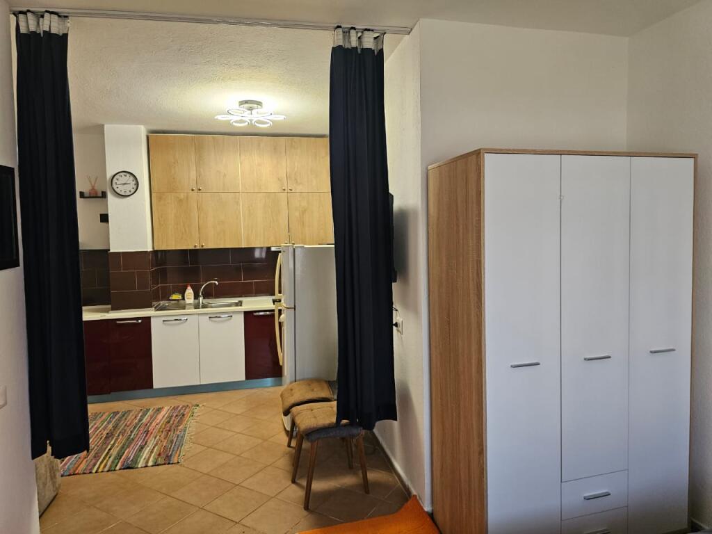 🏠 Jepet me qira apartament 1+1 – pranë Concord Center, Tiranë