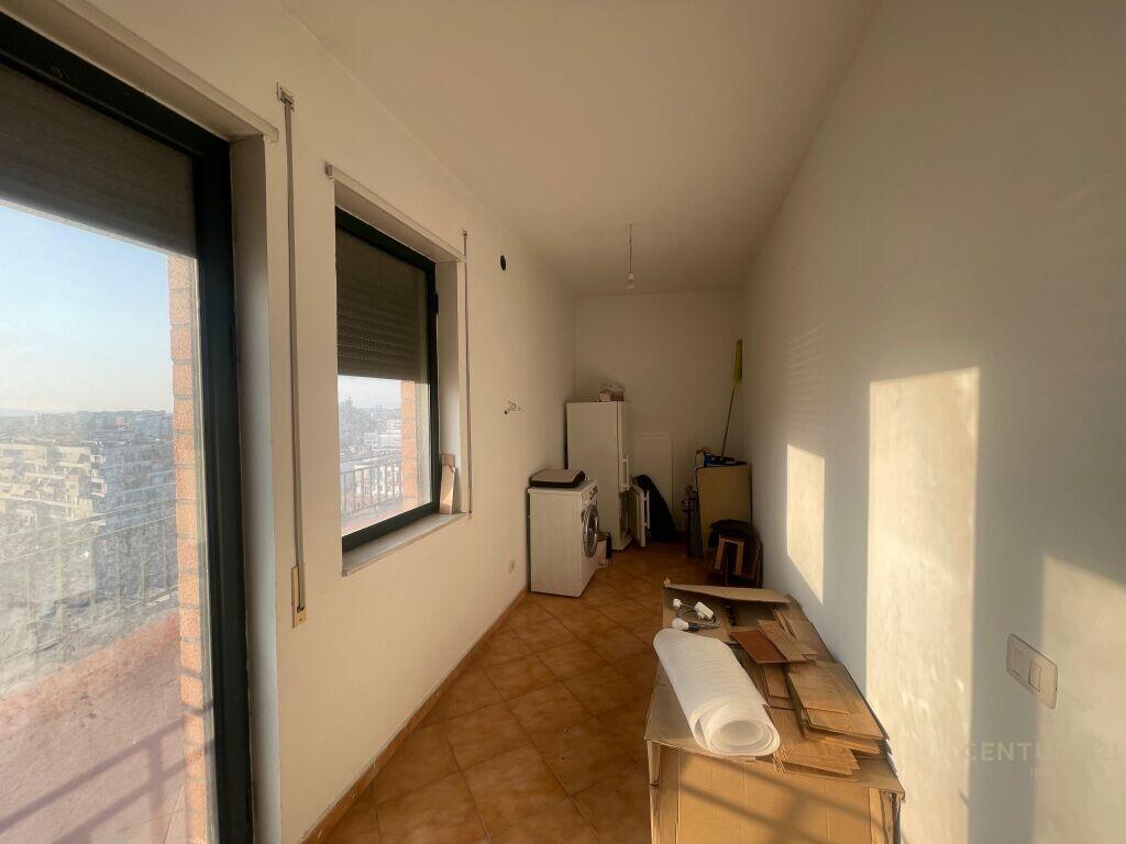 Office / Apartment 2+1 for Rent – Overpass of the Paris Municipality