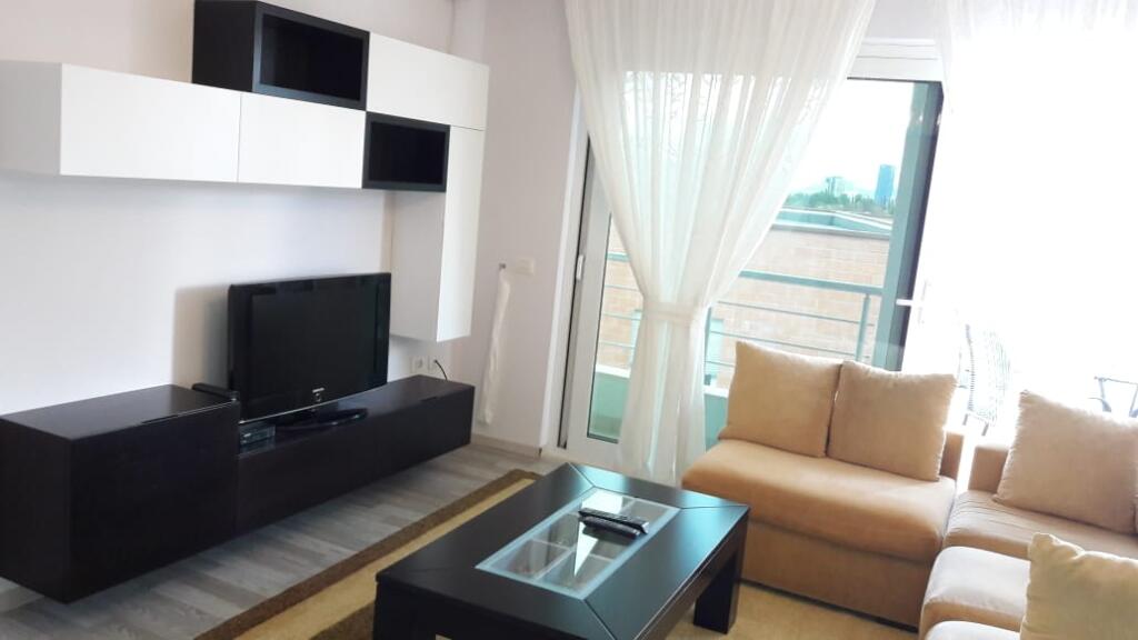 For rent 2+1 furnished dry lake 600 eu