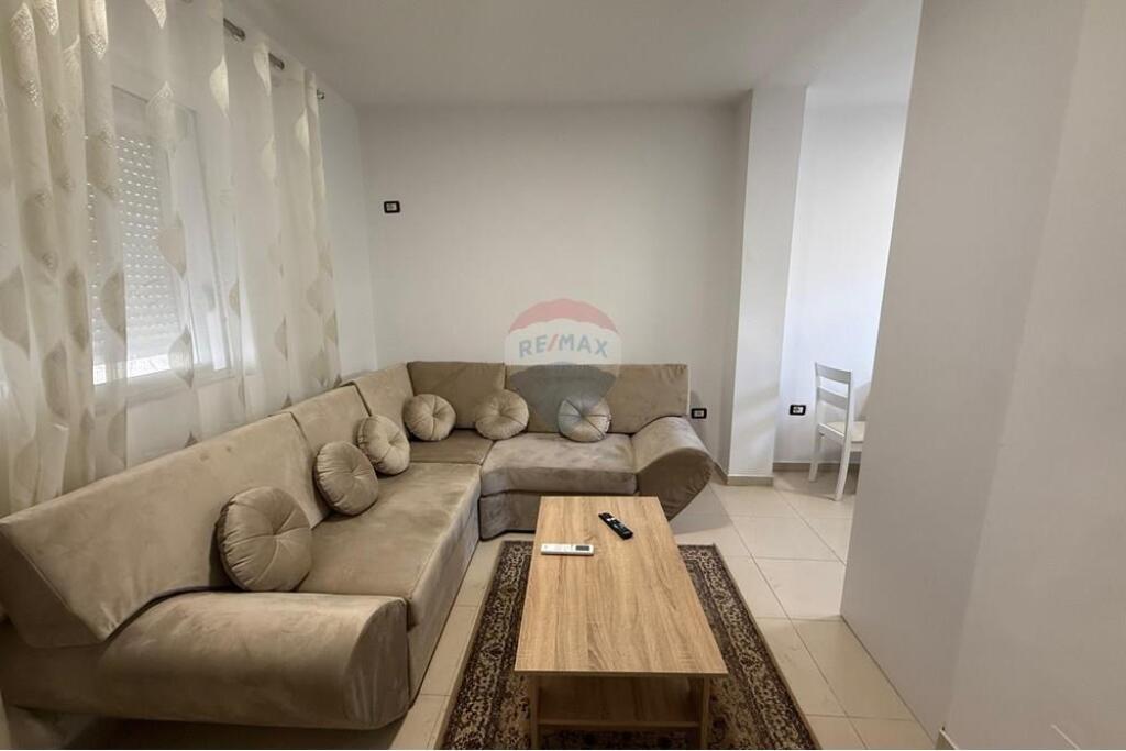 Apartment (1+1) for rent Fortuzi street