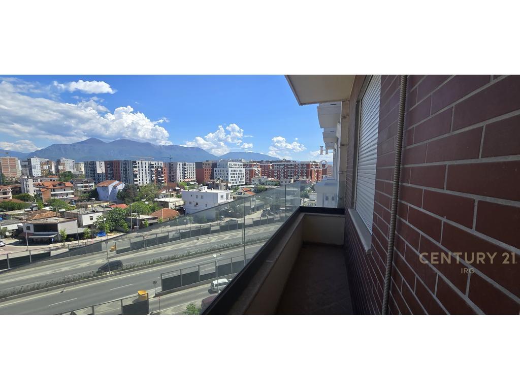 Apartament 2+1 për Qira – I Investuar në Unazën e Re, Astir