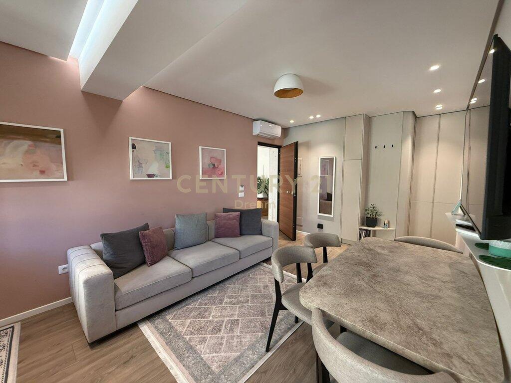 🏢Appartamento 2+1 in Vendita – Ish-Blloku 📍