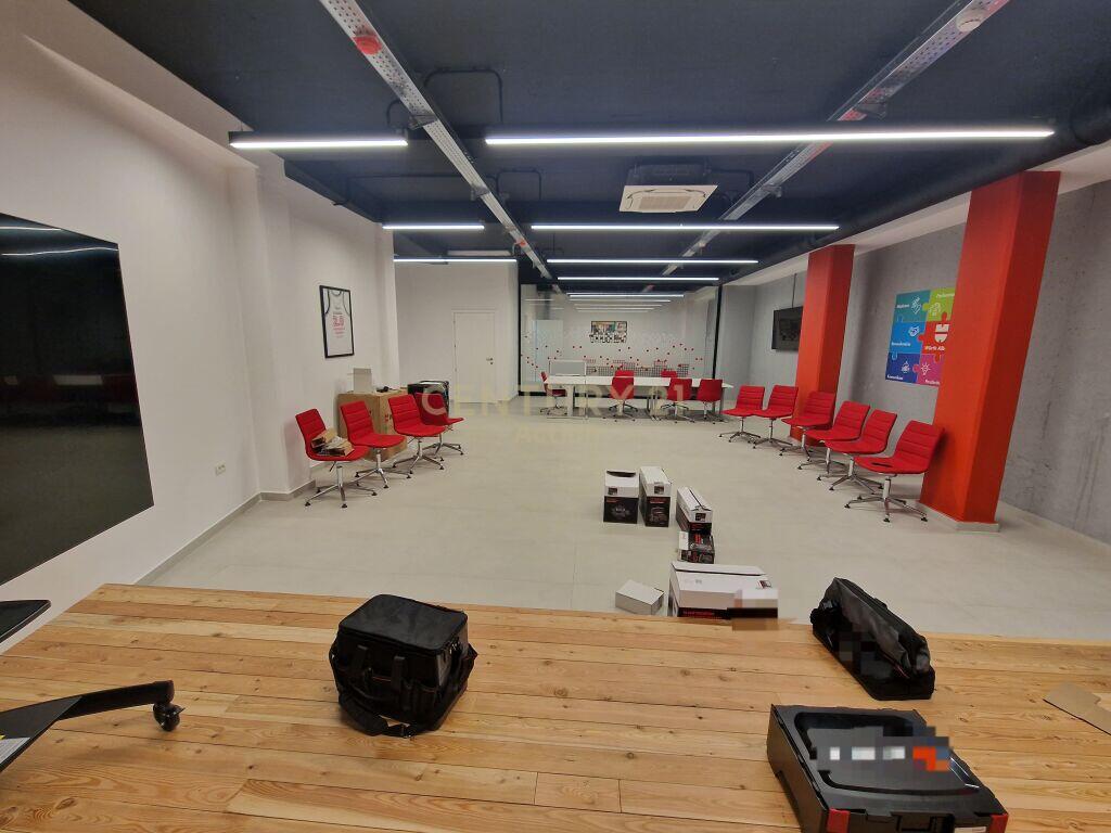 LEDA (Action105534) AFFITTASI EDIFICIO DI SERVIZIO DI 5 PIANI, SAUK I RI - TIRANA ‼️ Prezzo su richiesta /Mese