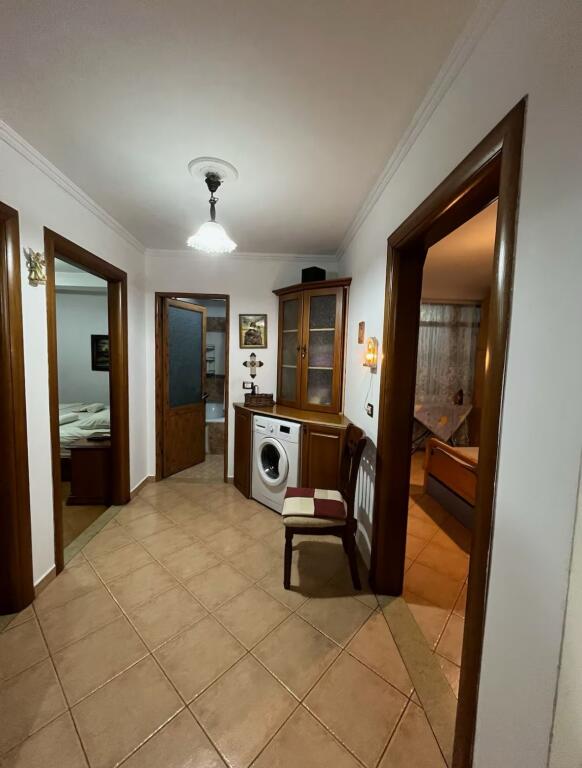 Jepet Me Qera Apartament 2+1+1 Ballkon