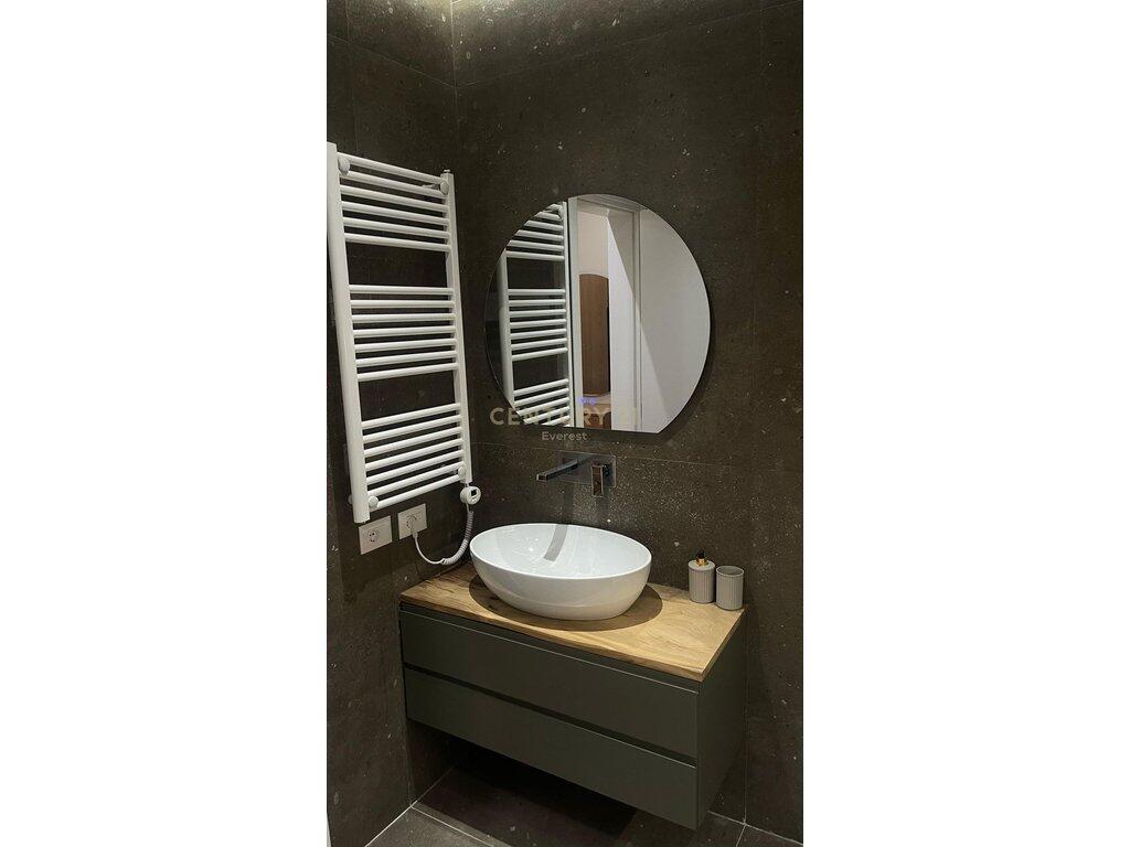LIQENI I THATE, JAPIM ME QIRA APARTAMENT 2+1+2