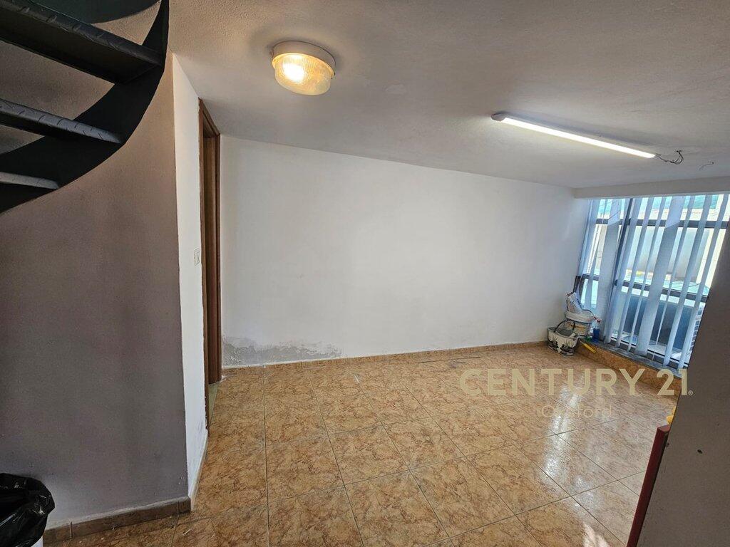 Locale Commerciale in Affitto – Don Bosco, Tirana
