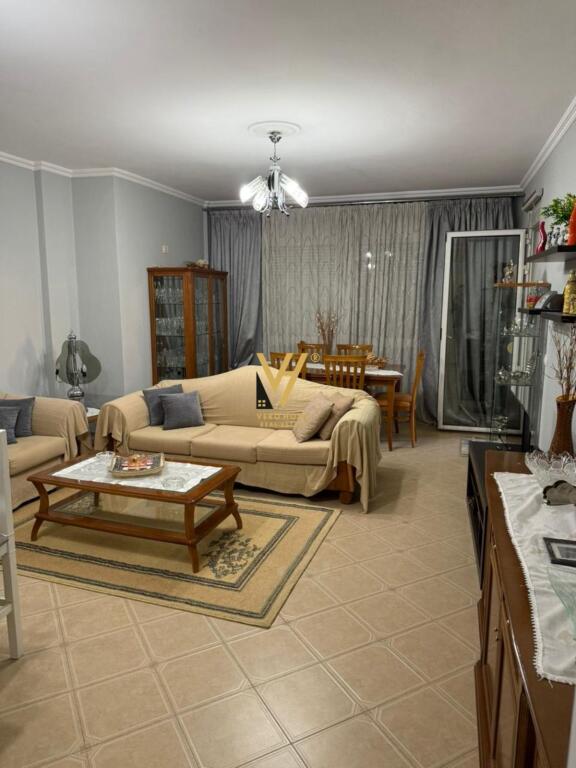 JEPET APARTAMENT 2+1+ BLK ME QERA TE VILA L, ASTIR 550 EURO