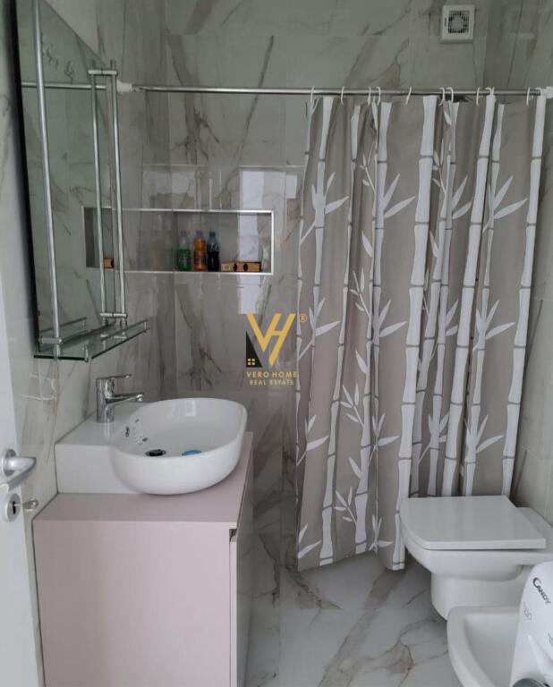 JEPET APARTAMENT 1+1 ME QIRA TE UNIVERS CITY 400 EURO