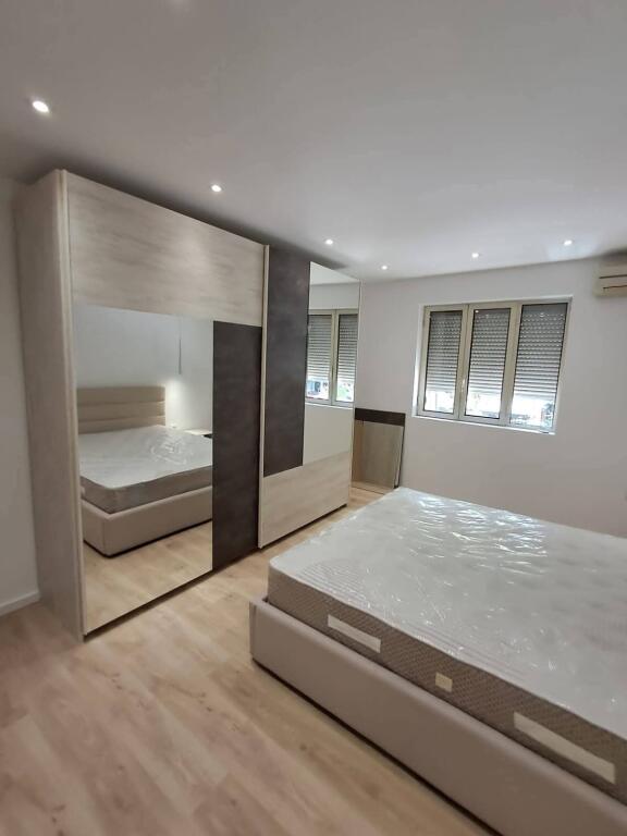 🏡 Appartamento 2+1 in affitto – Via Ali Demi, Tirana