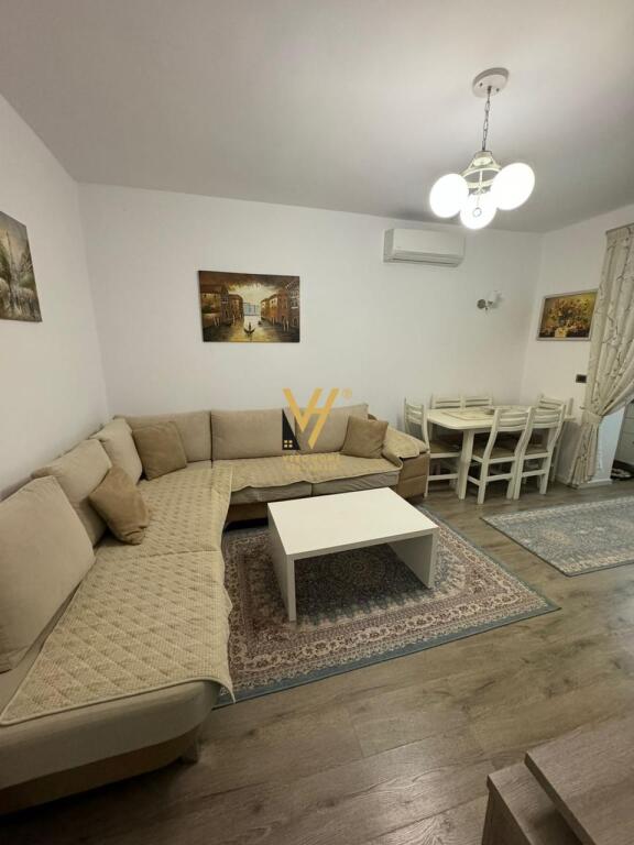 VENDESI APPARTAMENTO 2+1 A KOMUNA E PARISIT 140.000 EURO