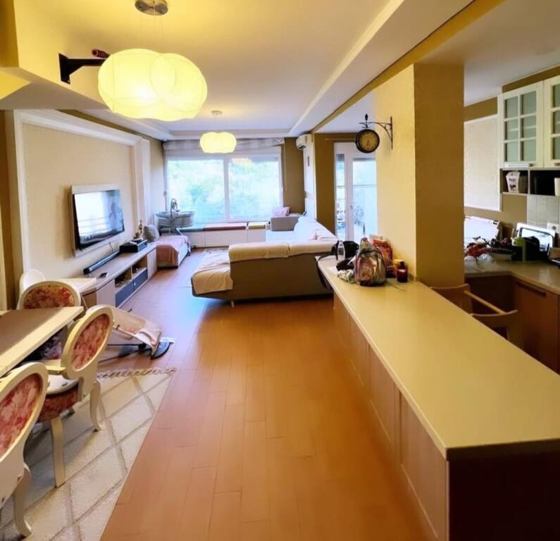 REZIDENZA KODRA E DIELLIT 1 Vendiamo super appartamento duplex 2+1+2