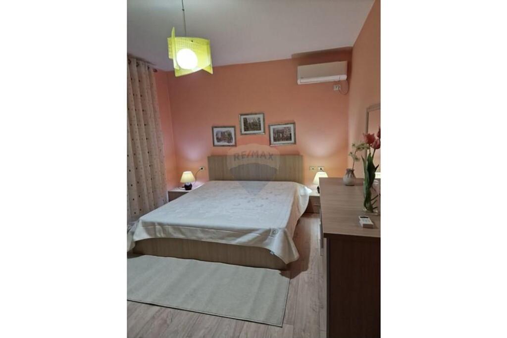 Apartment 1+1 for rent on Perlat Rexhepi Street
