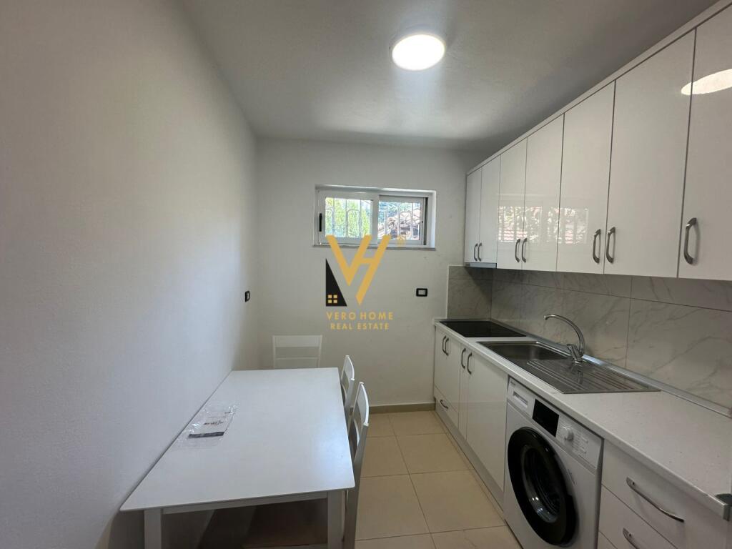 JEPET APARTAMENT 1+1+VERANDE ME QIRA TE RRUGA MINE PEZA 60.000 LEKE