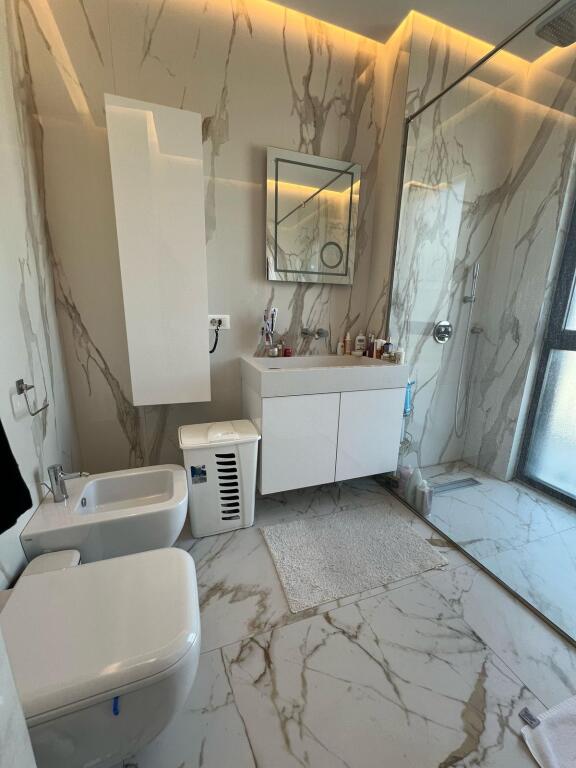 Luxury 2+1 apartment for rent on Kosovarve Street!!