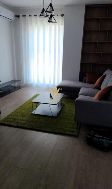 JEPET APARTAMENT 1+1 ME QIRA TE UNIVERS CITY 400 EURO