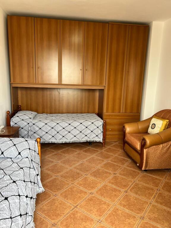 2+1 apartment for rent at Globe, E Kavajes Street