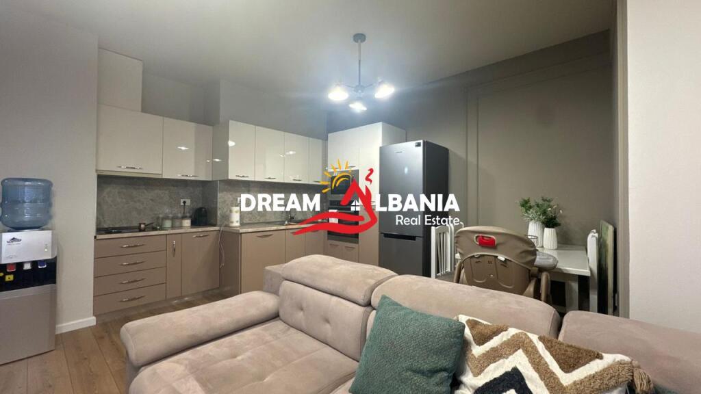 Appartamento 2+1+2WC in affitto in Via Elbasani a Tirana (ID 42215363)