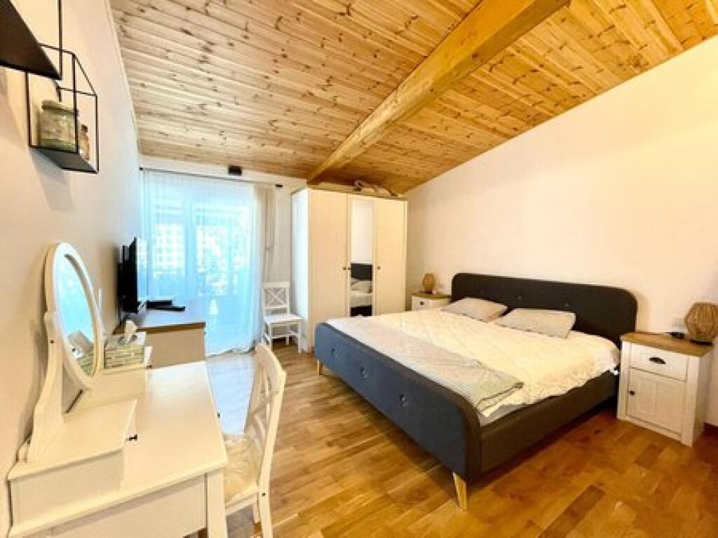 For sale, Apartment 2+1+2, Artificial Lake, Tirana