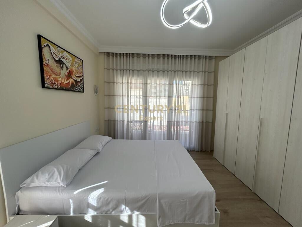 APARTMENT 2+1+3 TOILETS + PARKING SPACE FOR RENT – TEFTA TASHKO KOÇO STREET, PAZARI I RI!