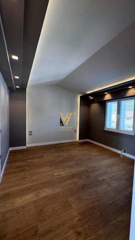 ATTACHED VILLA FOR RENT IN FARKE 1,800 EURO