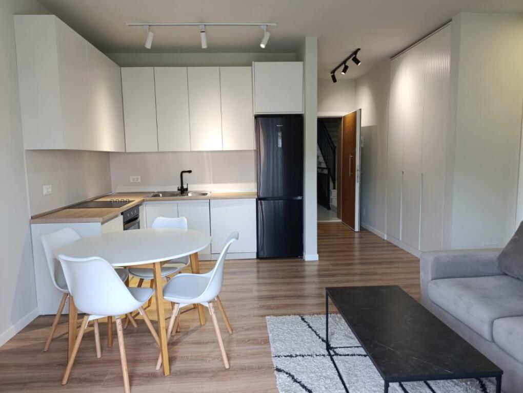 Tirane, apartment 2+1+Balcony for sale, 2nd floor, 96 m²