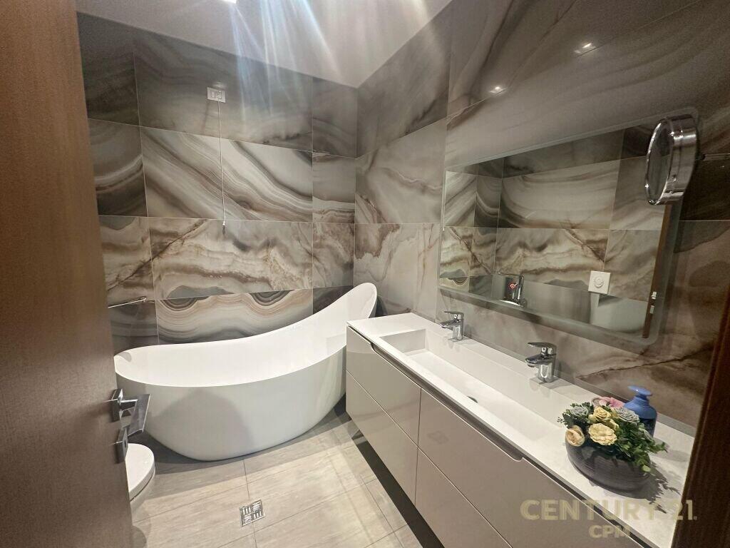 Apartment 2+1+2 with Parking Space at Ambasador 3 – For Rent