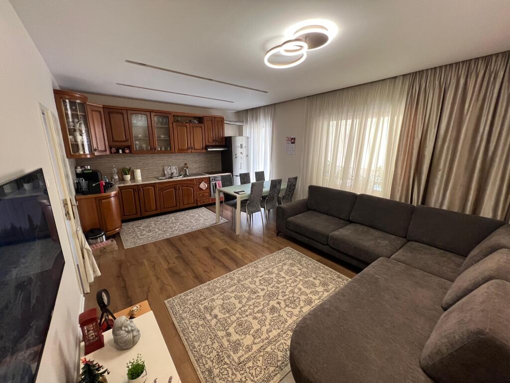 📣 QERA SUPER Apartament 2+1 Me Parking 📍 Allias 🛣️ Rruga "Sul Gjashta" 💶 Cmimi 500 Euro