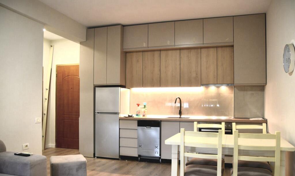Apartment 1+1+balcony for rent Paris Commune