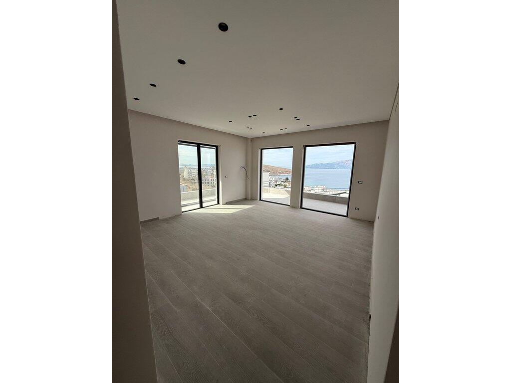 LEDA(plus121548)sarande,japim me qera vjetore vile ne rr. panorama me pamje nga deti-14,000 €/muaj
