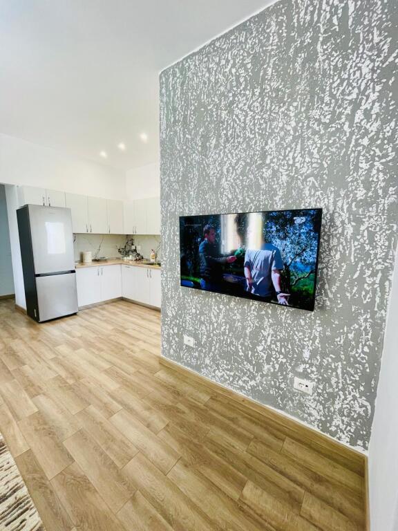 Jepet me qira apartament 2+1 Kodra e Priftit