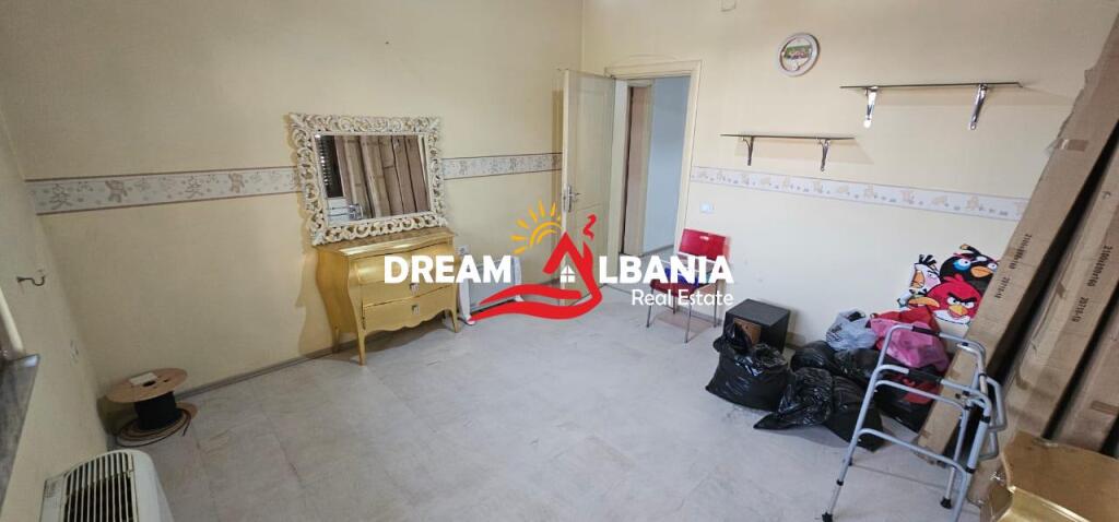 Apartment 1+1 for rent, on a villa floor near the North Bus Terminal, Tirana (ID 4251417)