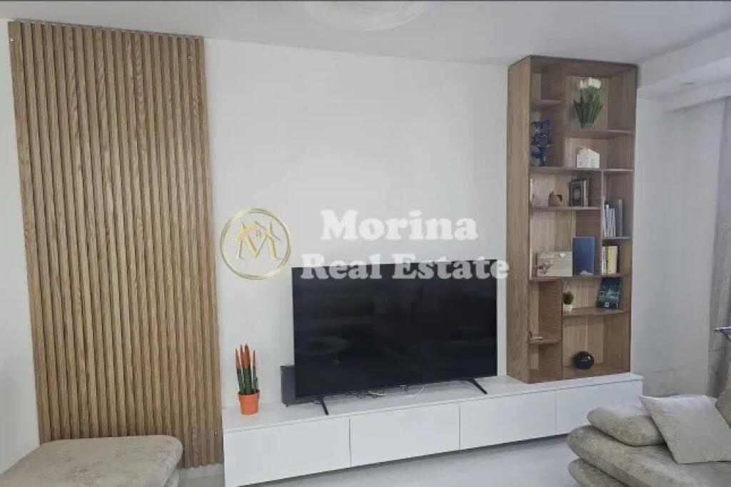 Shitet Apartament 1+ 1, ne Fresk, Rruga Sotir Caci,  Cmimi 119000 Euro.