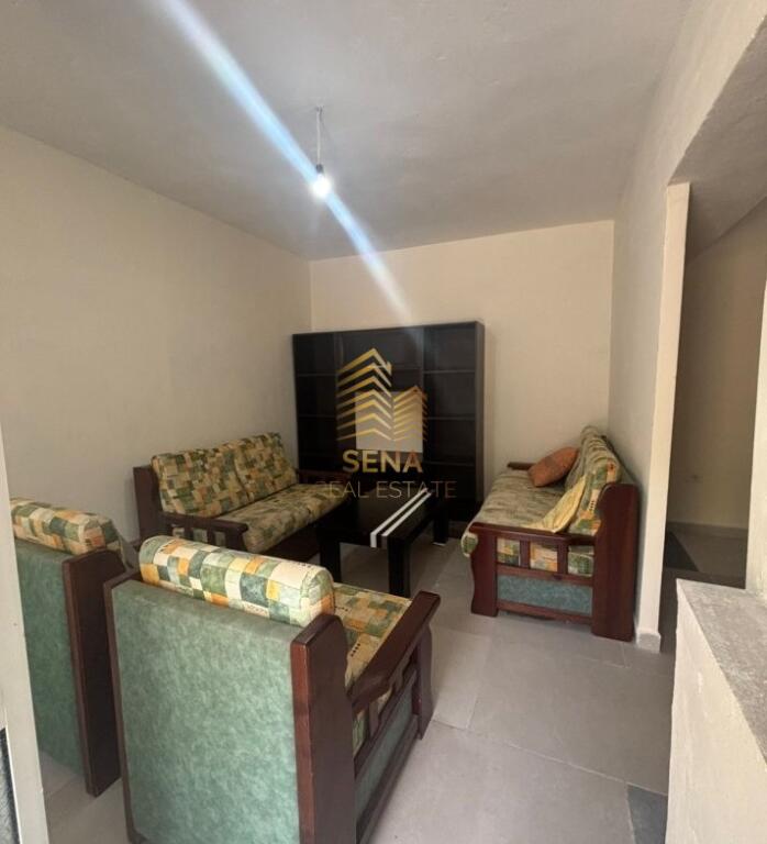 Qira, Apartament 1+1+Post Parkimi, Selite, 380 Euro/Muaj