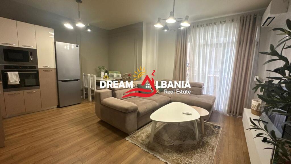Appartamento 2+1+2WC in affitto in Via Elbasani a Tirana (ID 42215363)