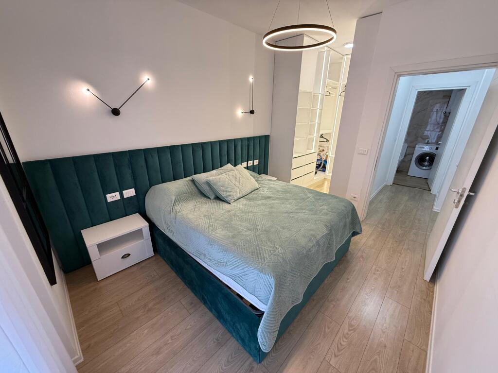 📢 Affitto – Appartamento 1+1 📍 21 Dhjetori, Garden Building💶 900 €/mese