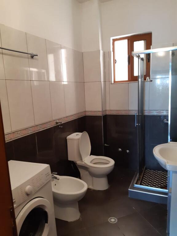 APARTAMENT ME QERA 2+1 SIRI KODRA 40.000 LEKE